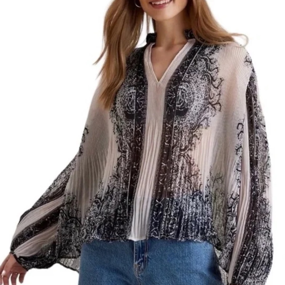 Anthropologie Forever That Girl Sheer Pleated Cream + Black  Blouse, NWT Size XS